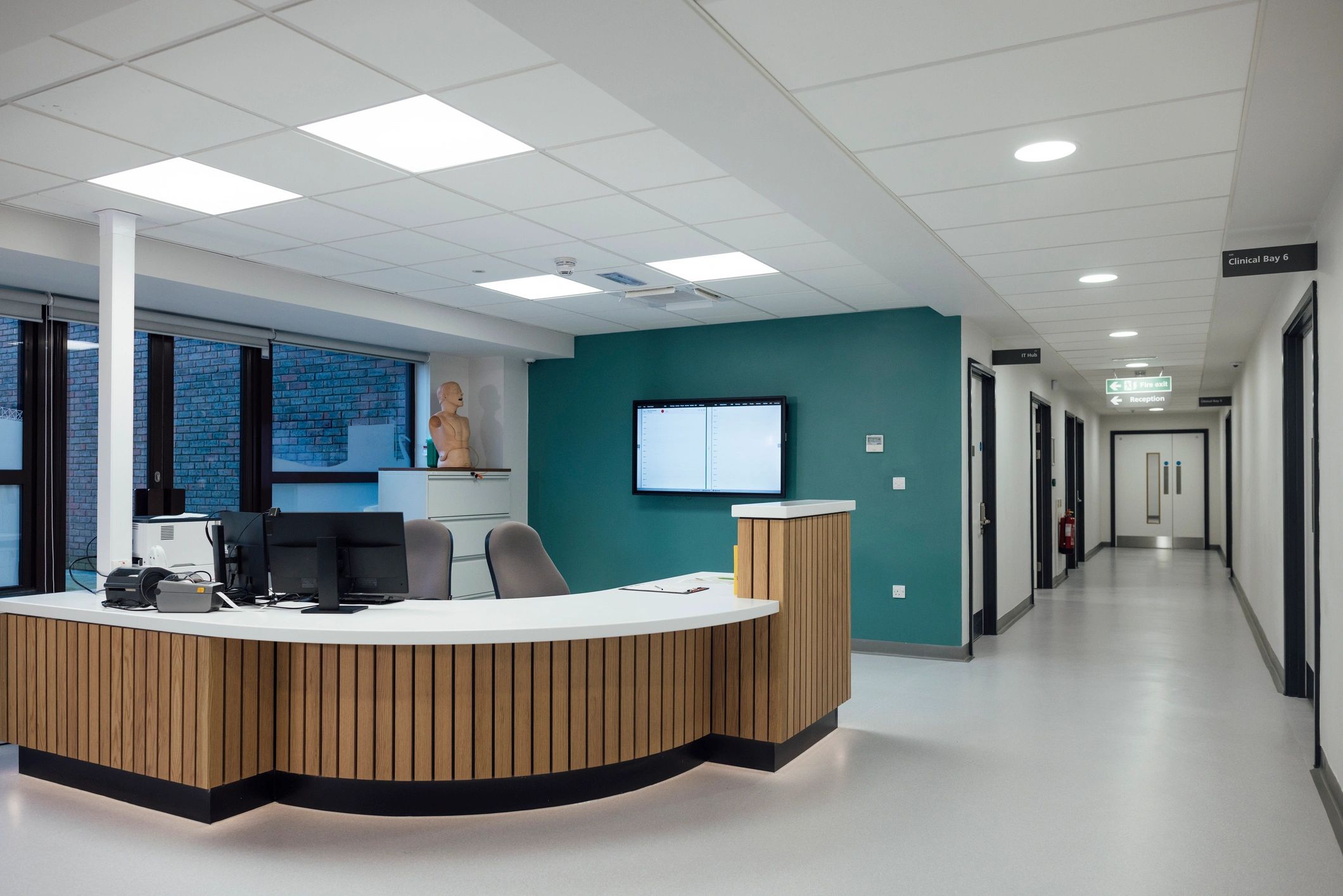 Quiet medical reception and consultation environment